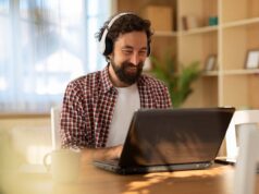 Guide To Building A Flexible Travel Career From Home