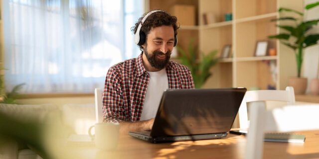 Building A Flexible Travel Career From Home